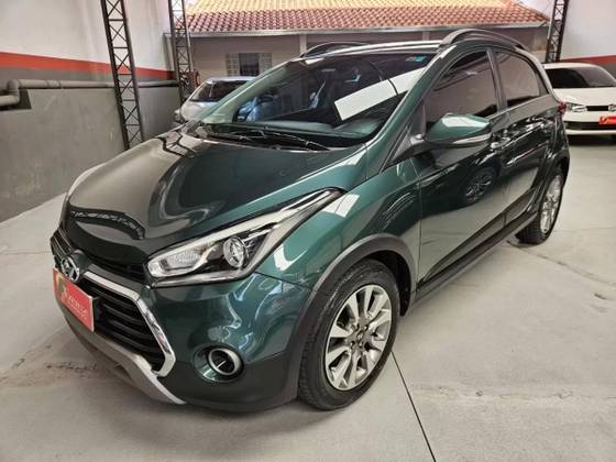 HYUNDAI HB20X 1.6 16V PREMIUM FLEX 4P AUTOMÁTICO